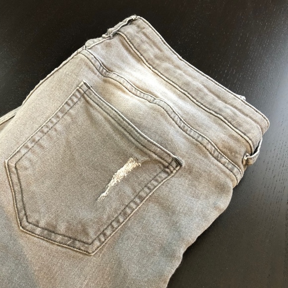 H&M Gray Distressed Skinny Jeans - Picture 2 of 6